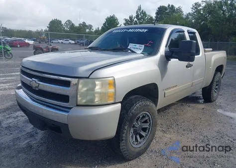 2008 Chevrolet Silverado 1500 Ls z USA, uszkodzony, nr VIN 2GCEK19CX81317657